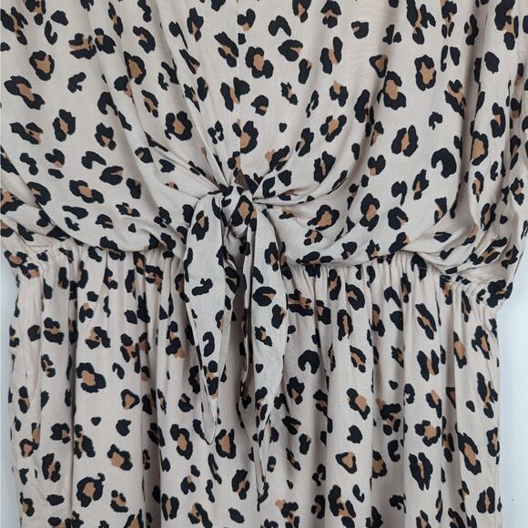 VICI The Spirit‎ Animal Print Tie Front Cap Sleeve Romper Size XL - Picture 4 of 10